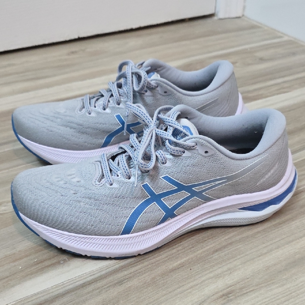 Asics GT 2000 11 Womens Running Shoes